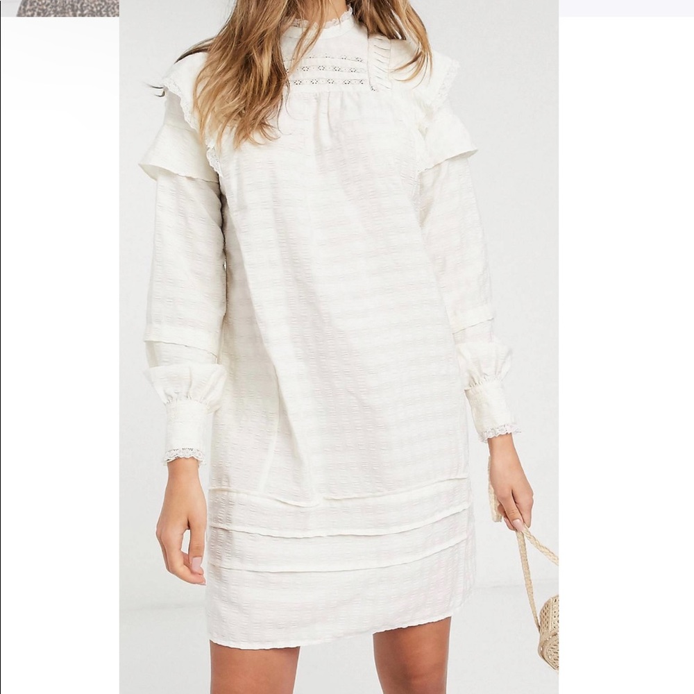 Vero Moda Tall textured smock dress